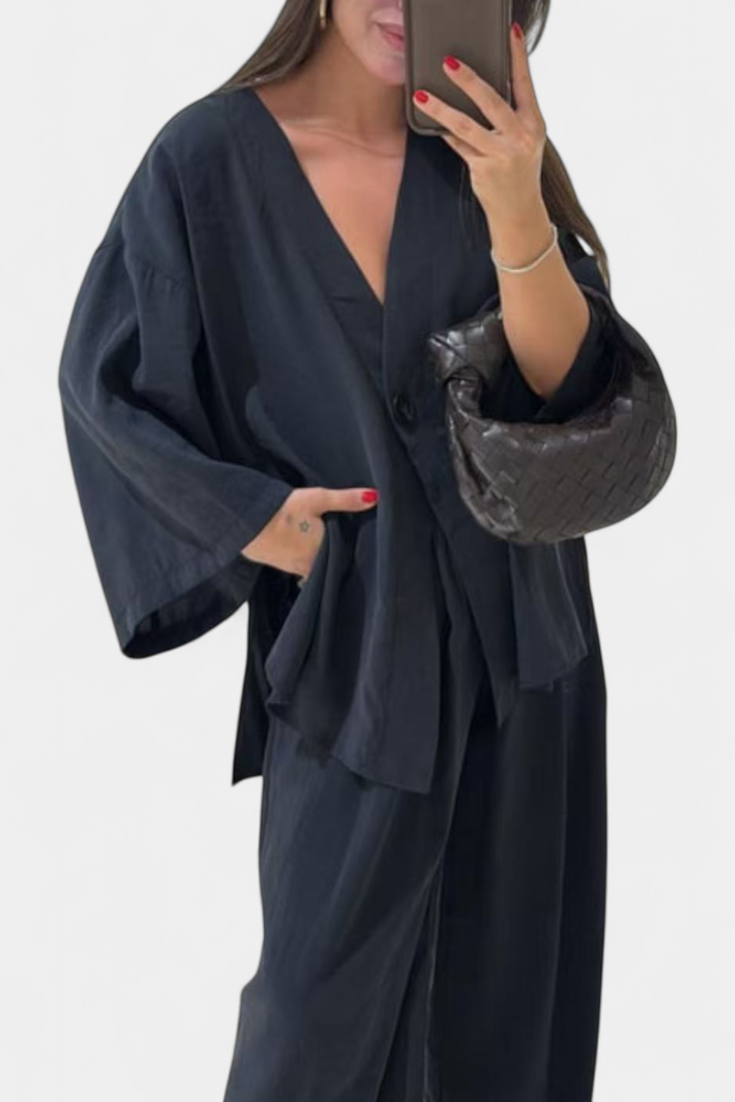 Conjunto Oversize de Top con Cuello en V y Pantalón Recto