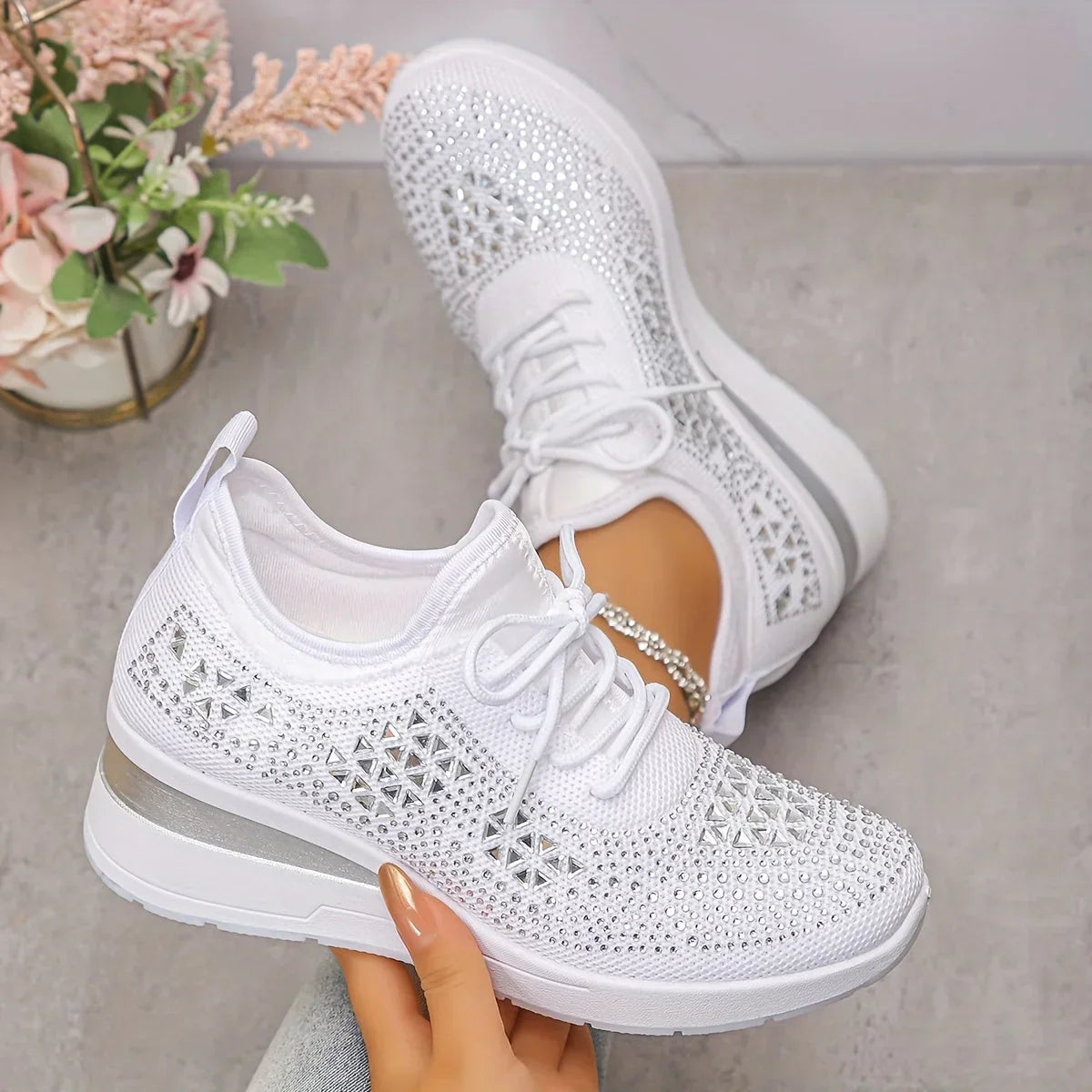 Laura | Zapatillas ortopédicas con cristales brillantes