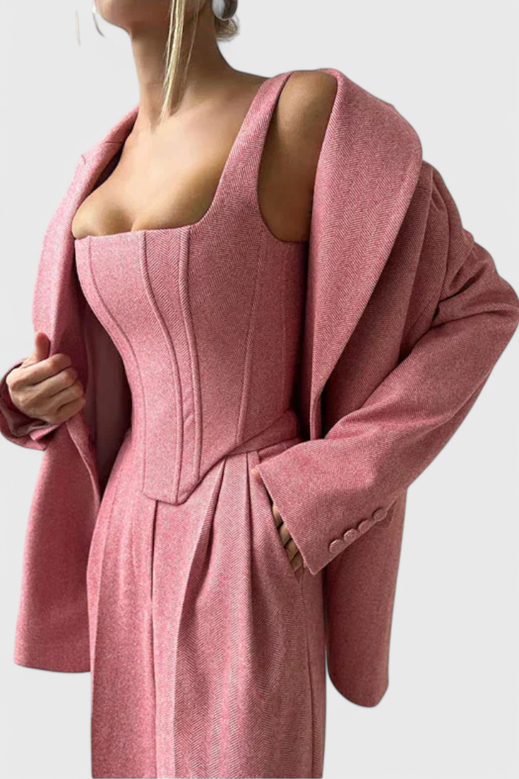 Traje de Pantalón para una Elegancia Confiada