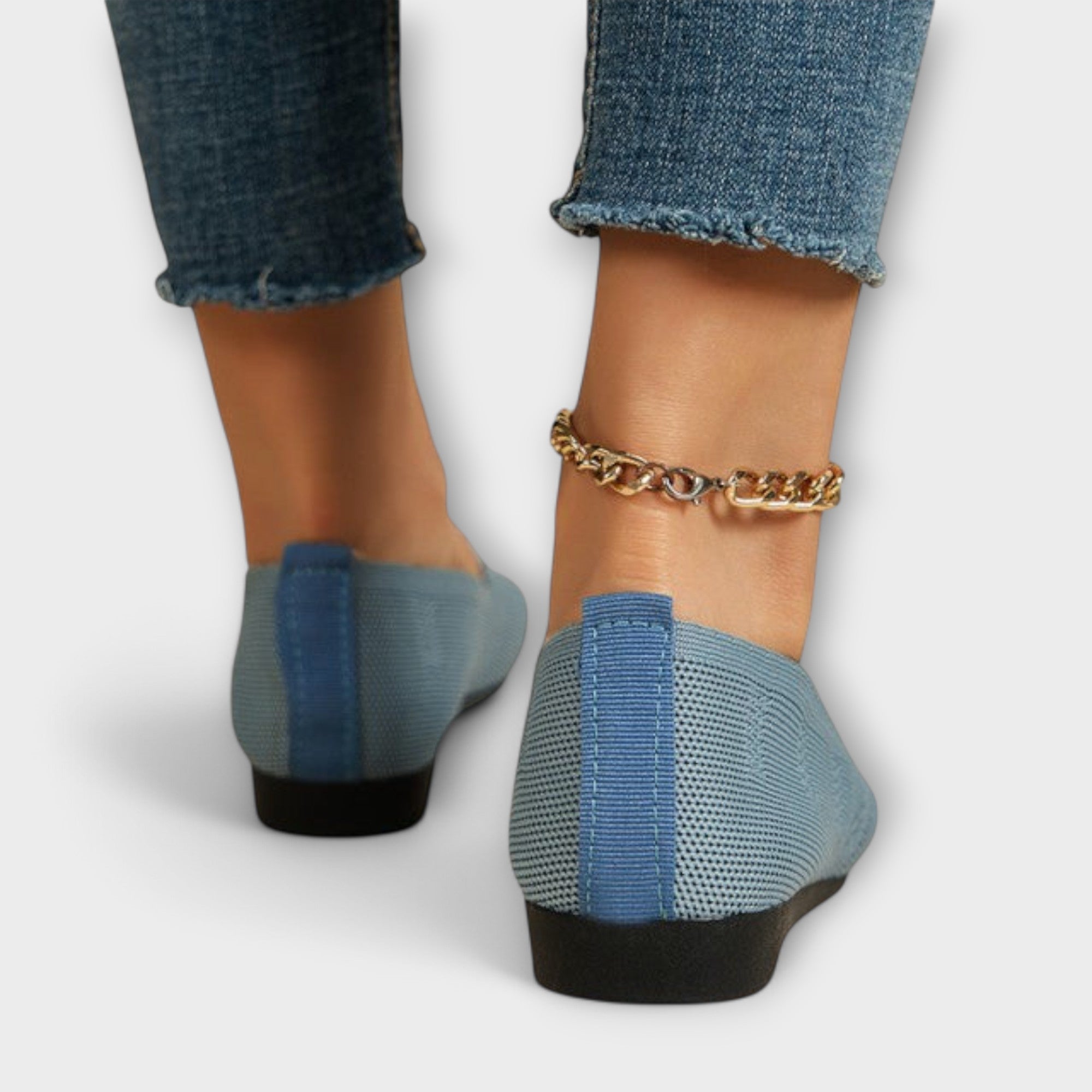 Mocasín de varios lados
