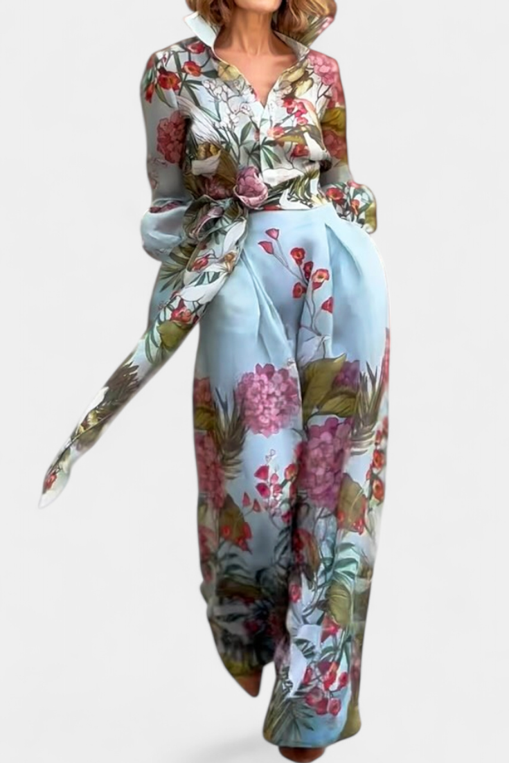 Conjunto Elegante Estampado de Camisa y Pantalón Fluido