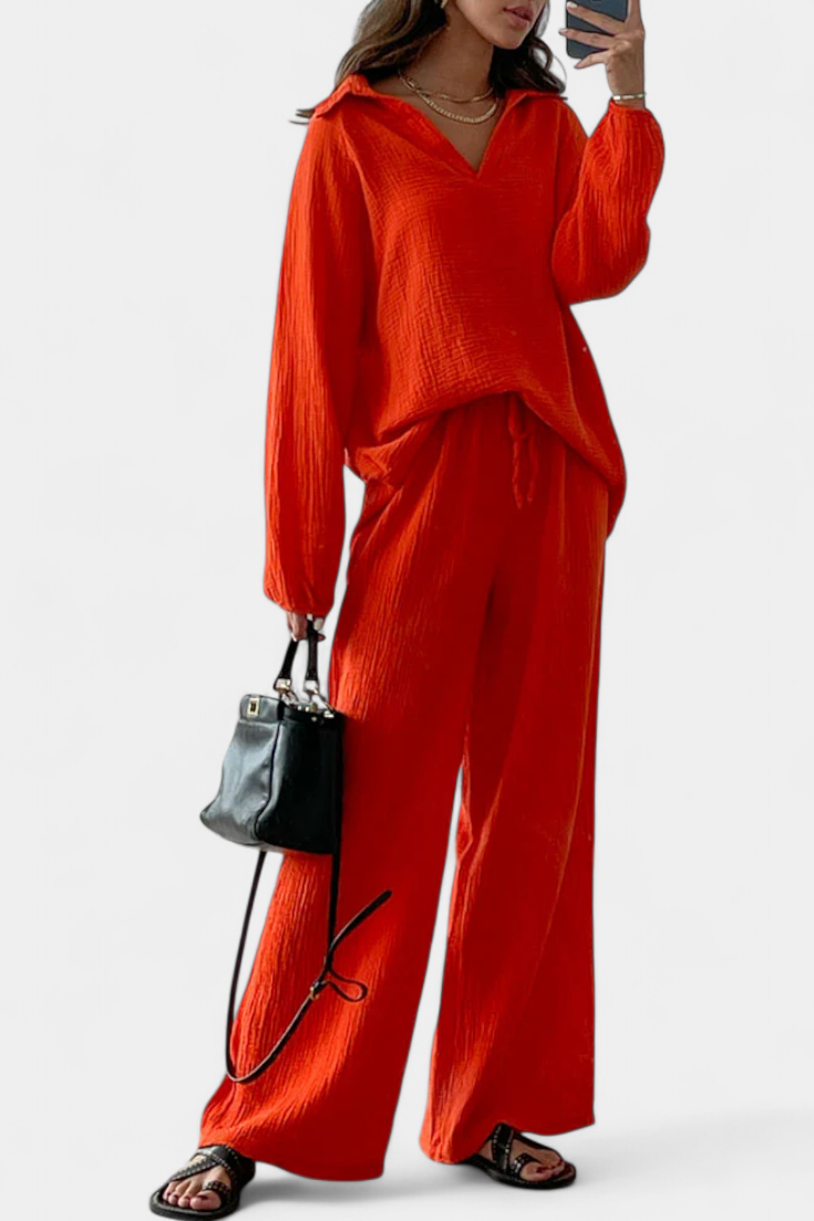 Conjunto de Dos Piezas con Escote en V