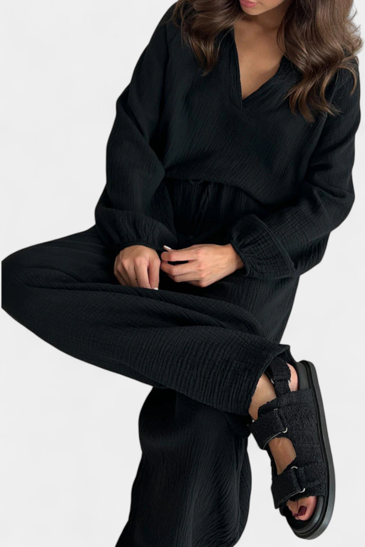 Conjunto de Dos Piezas con Escote en V
