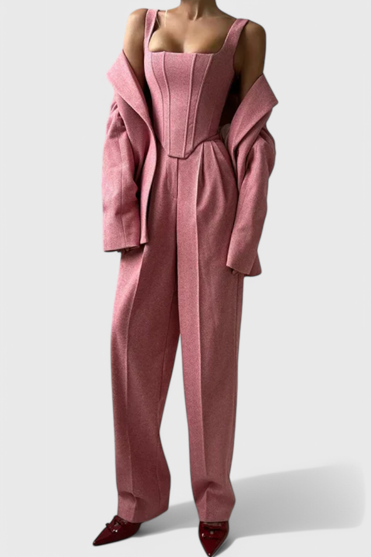 Traje de Pantalón para una Elegancia Confiada