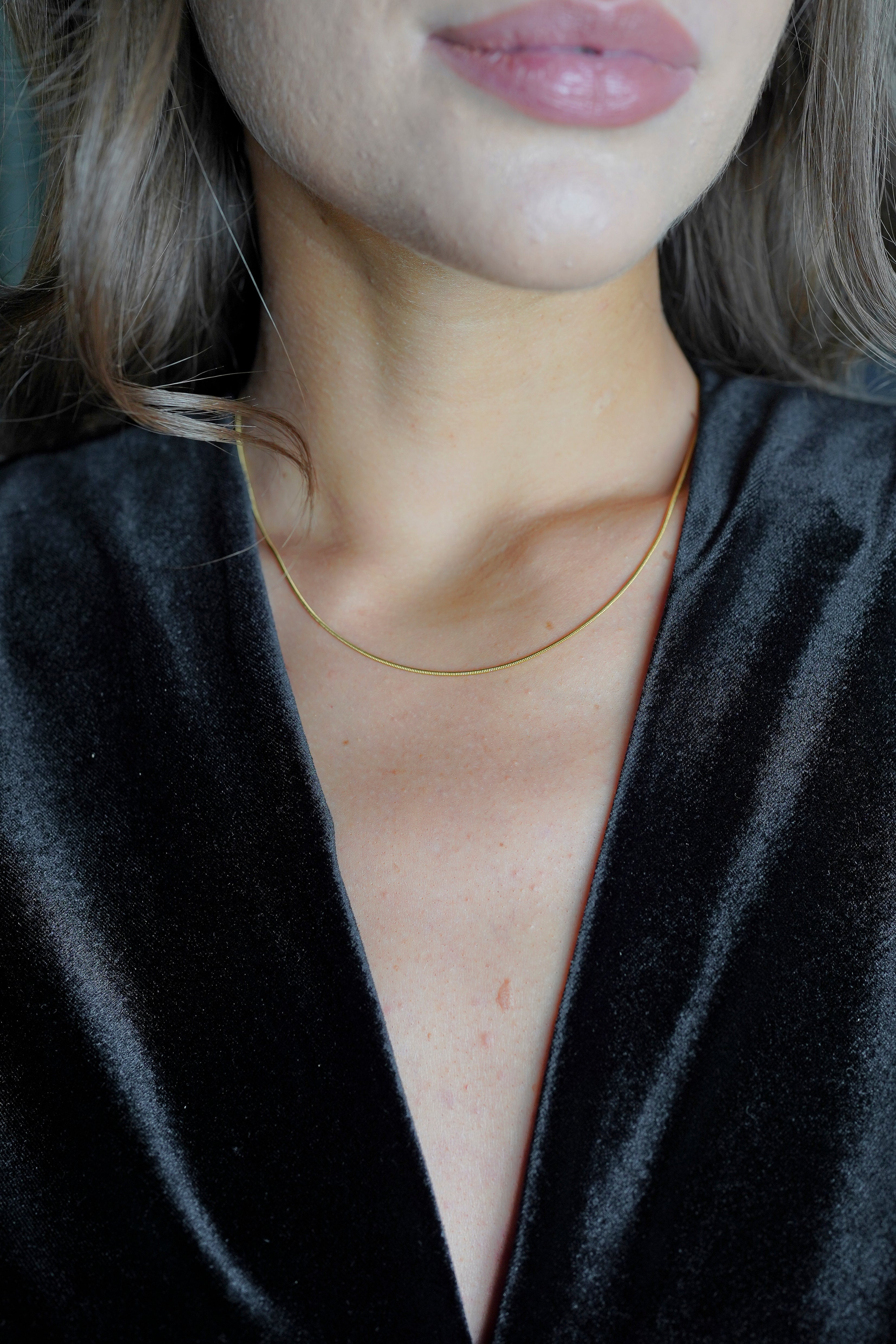 Collar delgado