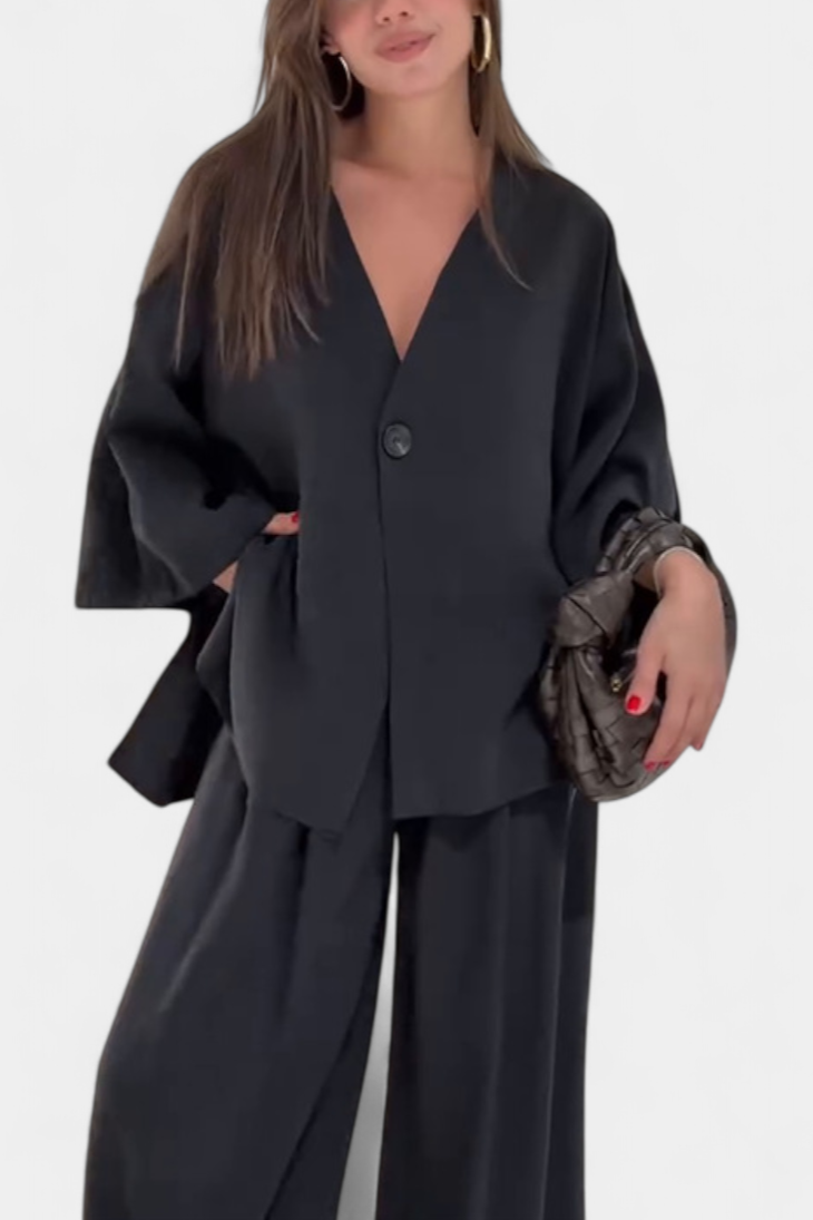 Conjunto Oversize de Top con Cuello en V y Pantalón Recto