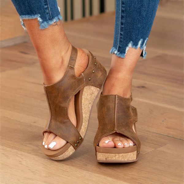 Sandalias ortopédicas cómodas