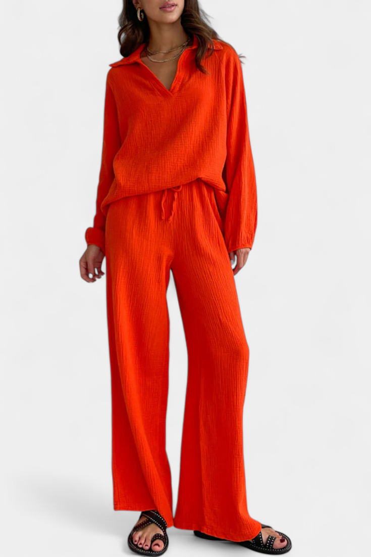 Conjunto de Dos Piezas con Escote en V