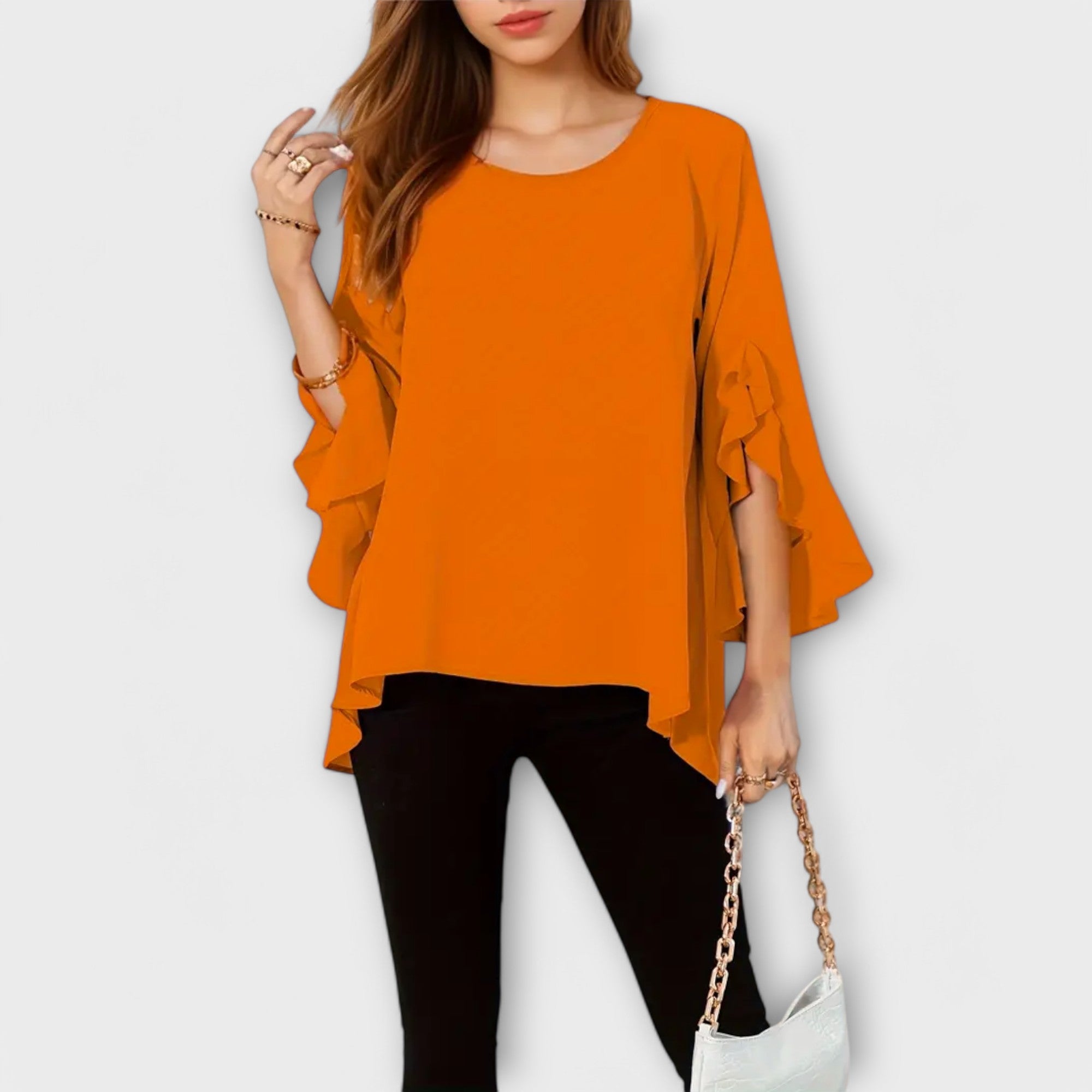 La Blusa Perfecta para la Primavera con Escote Redondo